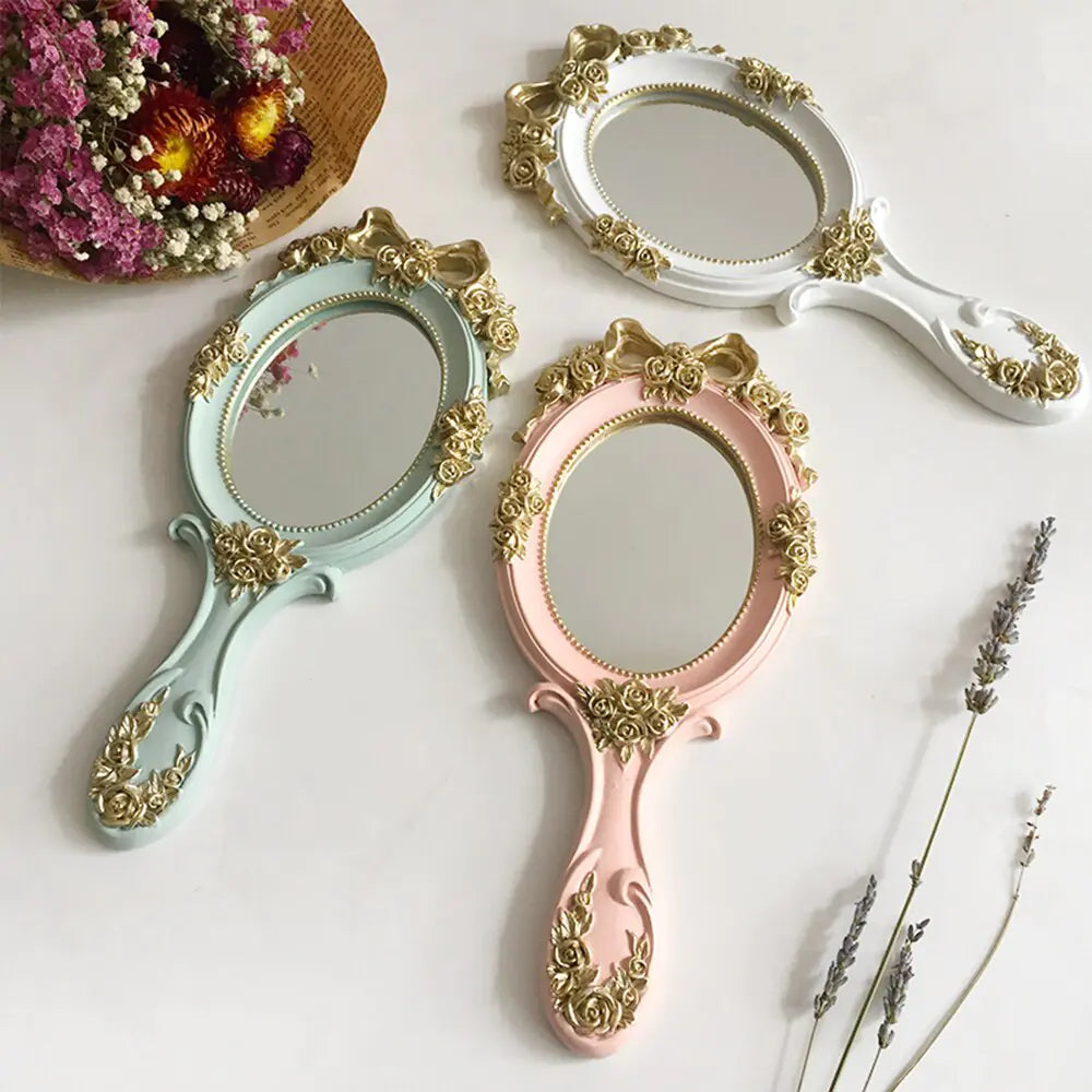 Elegant Handle Mirror